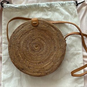New Round Amerii Rattan Bag